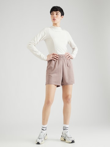 NIKE Regular Sportshorts 'ATTACK' in Lila