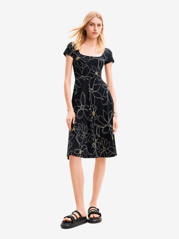 Robe 'Arty' Desigual en noir : devant