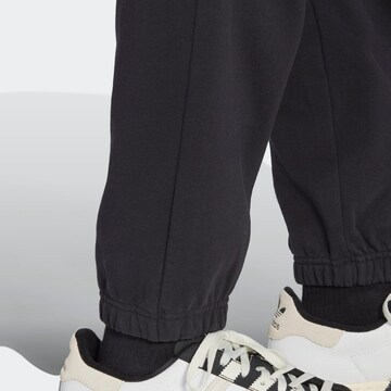 Effilé Pantalon 'Reclaim Logo' ADIDAS ORIGINALS en noir