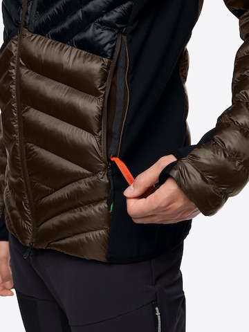 VAUDE Outdoor jacket 'Sesvenna Pro II' in Brown