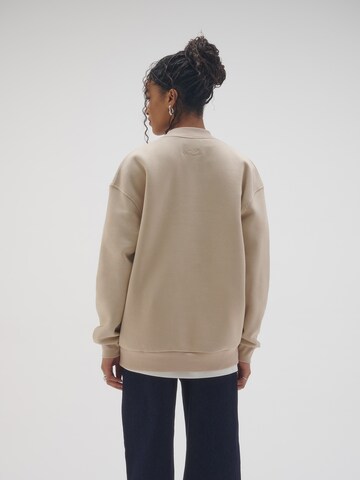 Sweat-shirt 'Karim' Pacemaker en beige