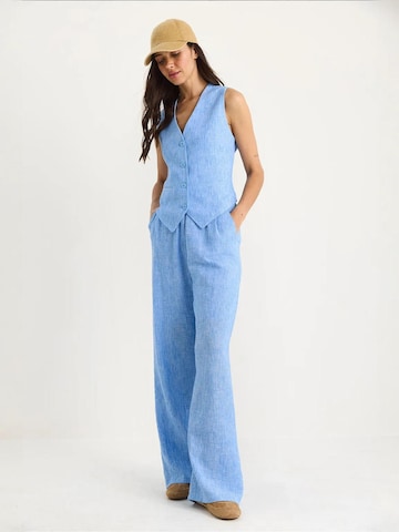 Completo pantalone di Bianco Lucci in blu