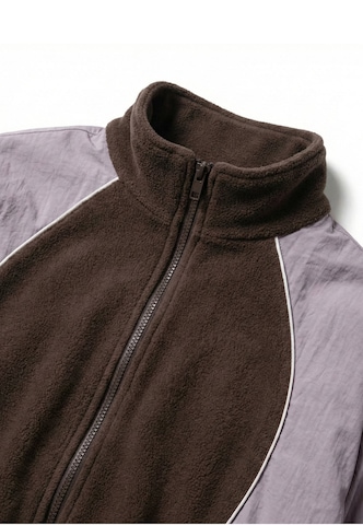 Giacca di pile di Urban Classics in marrone