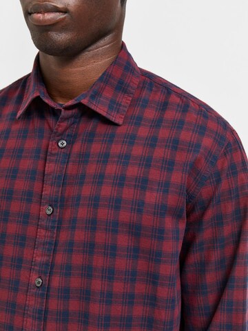 SELECTED HOMME Regular fit Button Up Shirt 'Reglee' in Red