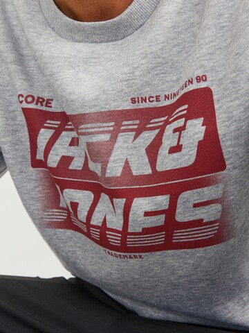 Sweat-shirt 'JCONight' JACK & JONES en gris