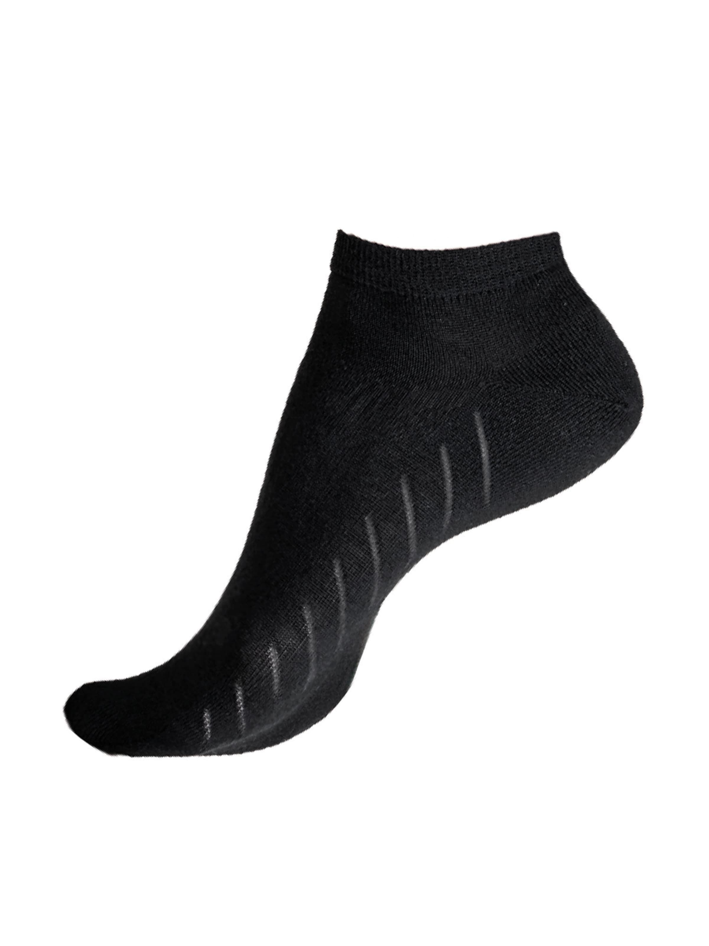 Chaussettes 'Fresh Up' KUNERT en noir : devant
