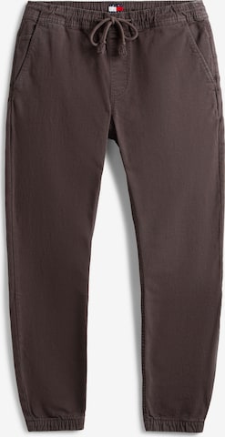 Tommy Jeans Tapered Pants 'SCANTON' in Grey: front