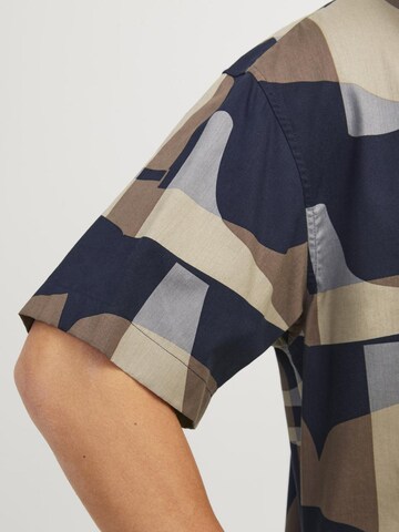 JACK & JONES Comfort Fit Skjorte i brun