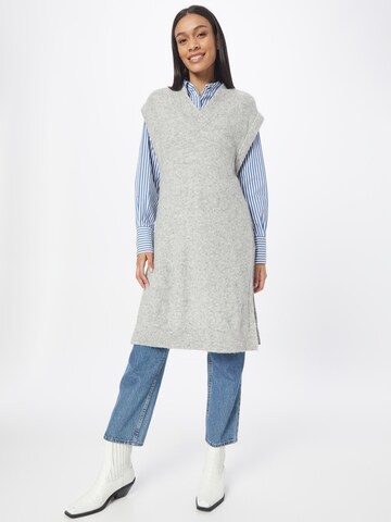 Emily Van Den Bergh Pullover in Grau