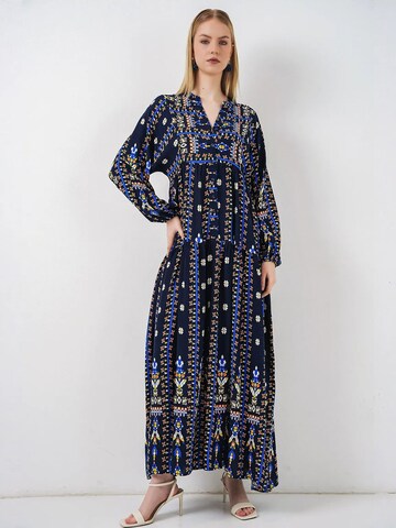 Bigdart Dress in Blue: front