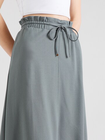 ABOUT YOU Skirt 'Thalke' in Green