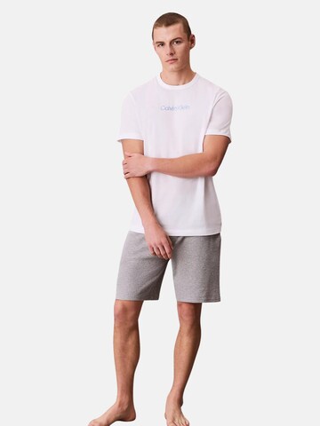 Calvin Klein T-shirt i vit
