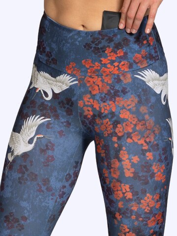 Magadi Skinny Workout Pants 'Happy Birds' in Blue