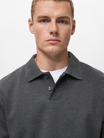 MANGO MAN Sweatshirt 'BOLA' i grå