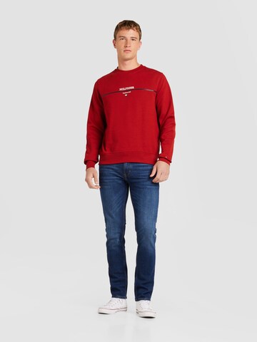 TOMMY HILFIGER Sweatshirt in Red