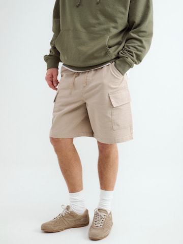 BALMOHK Regular Shorts in Beige: Vorderseite
