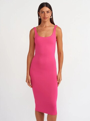 Abito di Dilvin in rosa: frontale