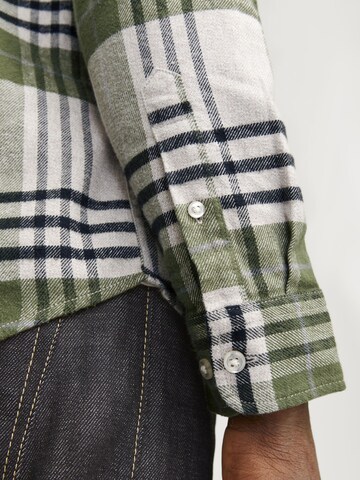 JACK & JONES Regular fit Button Up Shirt in Green