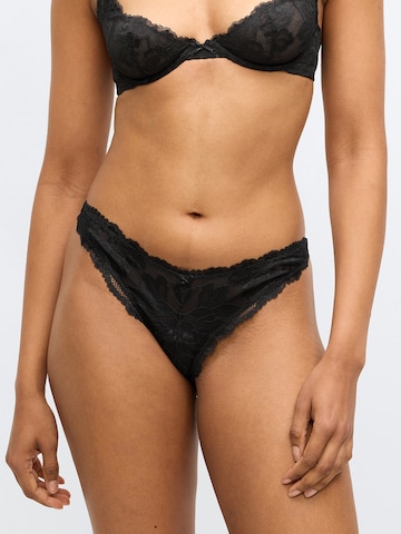 Dorina Tanga – černá: přední strana