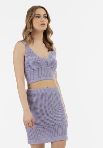 faina Top in Purple