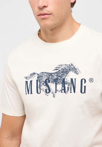 MUSTANG T-Shirt 'Austin' in Weiß