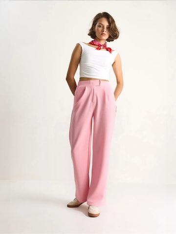 Loosefit Pantalon à pince Bianco Lucci en rose