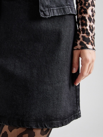 Daahls by Emma Roberts exclusively for ABOUT YOU Юбка 'Nicky' в Черный