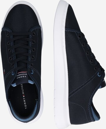 TOMMY HILFIGER Sneaker low i blå