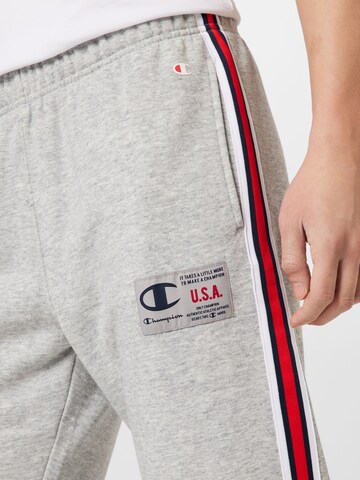 Champion Authentic Athletic Apparel - Tapered Calças em cinzento