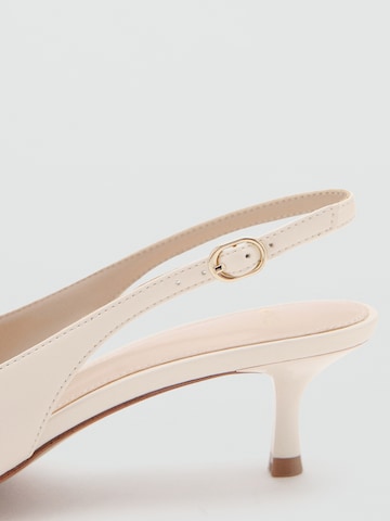 MANGO Дамски обувки на ток с отворена пета 'Mona' в бежово