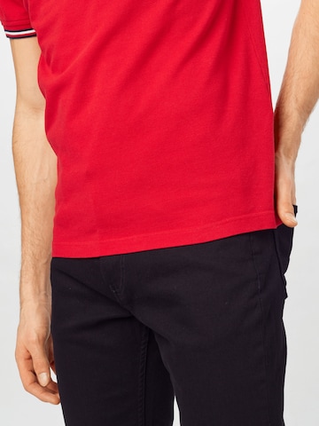 T-Shirt TOMMY HILFIGER en rouge