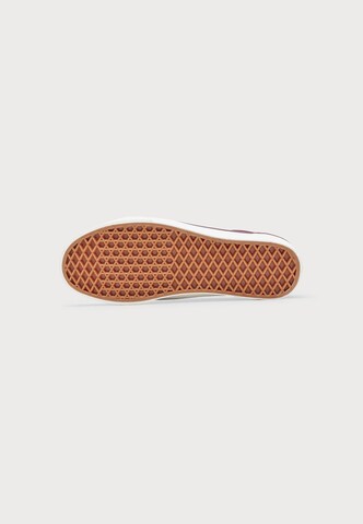 VANS Ниски маратонки 'ICONS' в червено