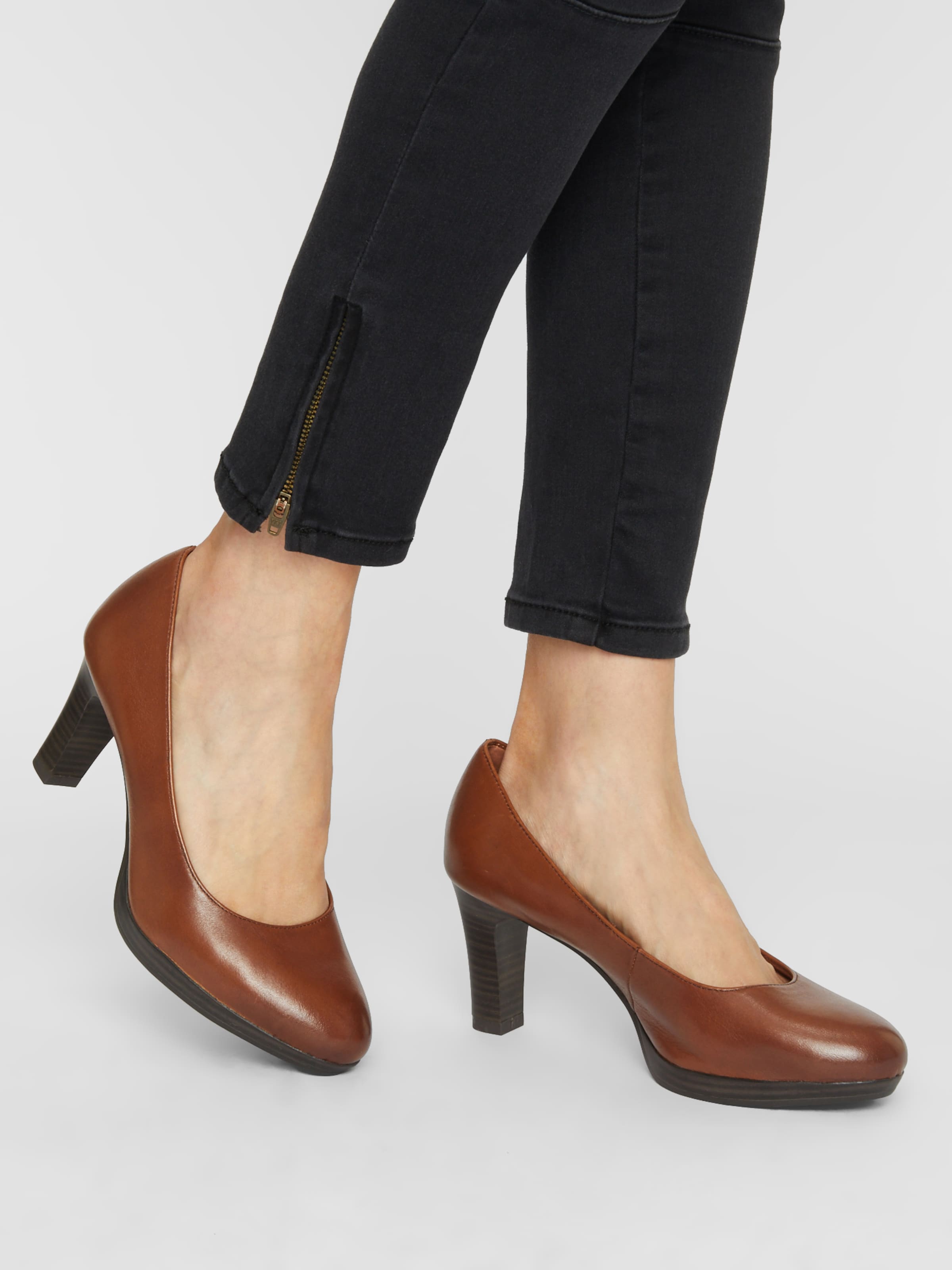 TAMARIS Pumps in Chestnut Brown | ABOUT YOU