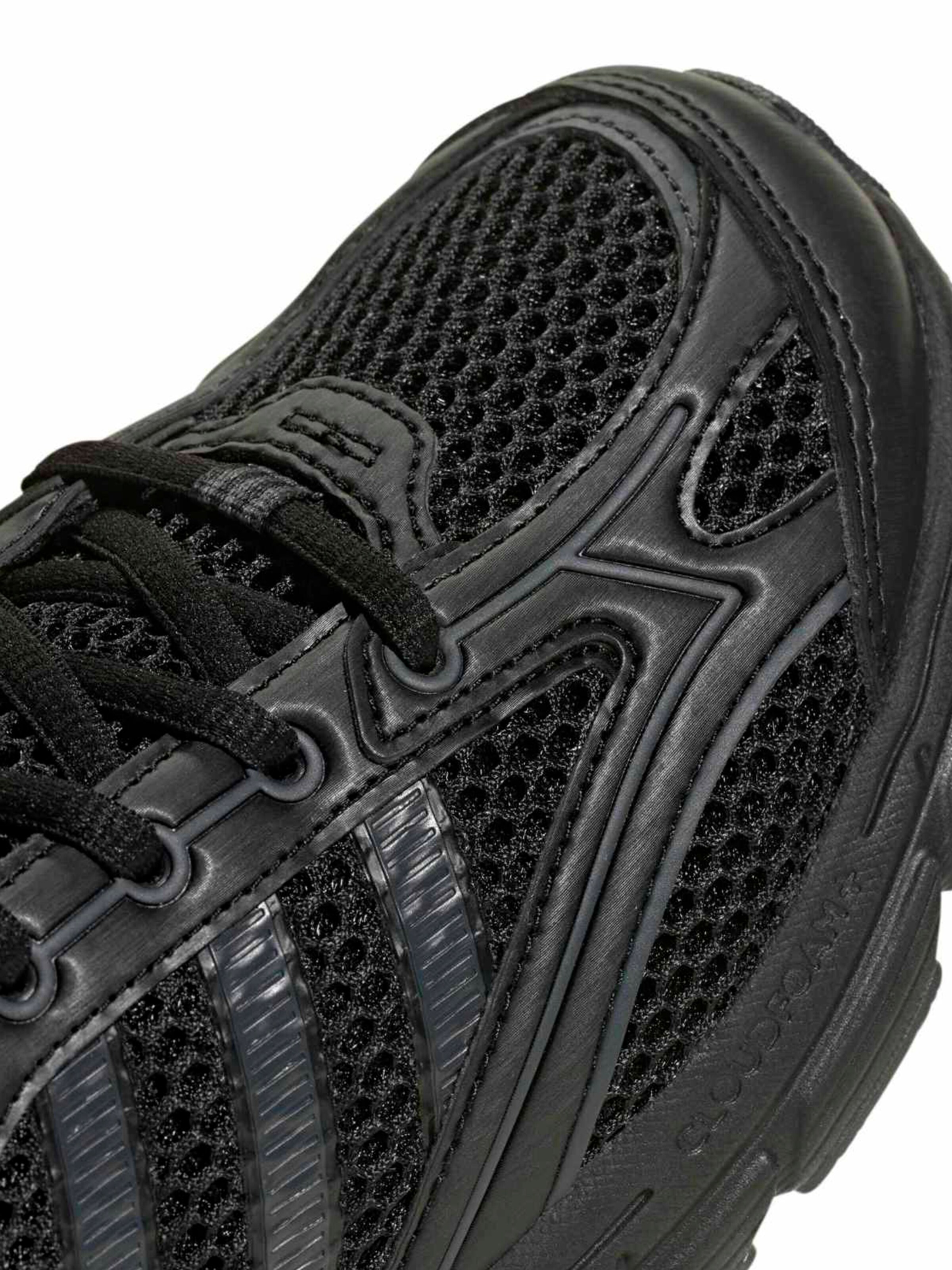 ADIDAS SPORTSWEAR Σνίκερ χαμηλό 'SPIRITAIN' σε μαύρο