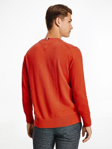 TOMMY HILFIGER Regular Fit Pullover in Rot