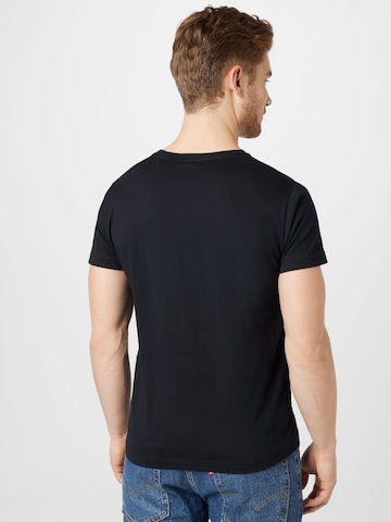 GANT Majica | črna barva