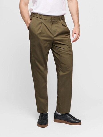 SANVT Regular Chinohose 'The Relaxed Chino'‌‌‌‌‌‌ in Grün: Vorderseite