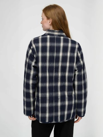 moshi moshi mind Jackets ' shadow ' in Blau