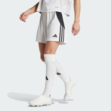 Regular Pantalon de sport 'Tiro 24' ADIDAS PERFORMANCE en blanc : devant