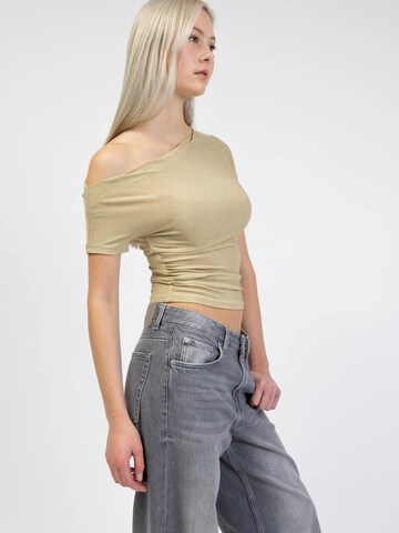 BROKE + SCHÖN Shirt in Gold