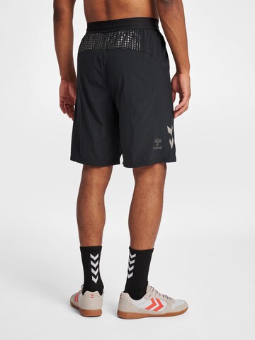 Hummel Regular Sportshorts in Schwarz