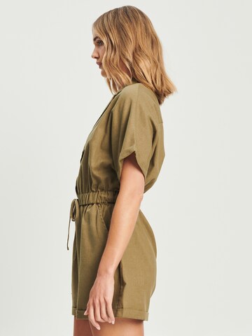 Calli - Jumpsuit 'CONSCIOUS' en verde