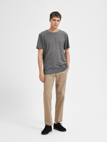 SELECTED HOMME T-Shirt 'Aspen' in Grau