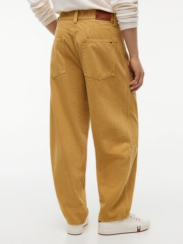 Tommy Jeans Barrel Jeans 'Ashton' in Yellow