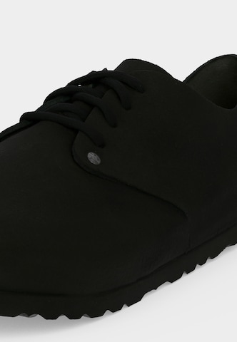 BIRKENSTOCK Δετό παπούτσι 'Maine' σε μαύρο