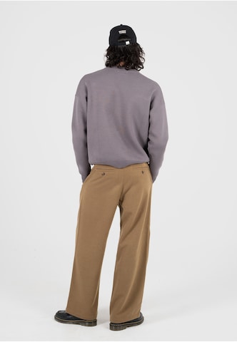Prohibited Pullover in Grau