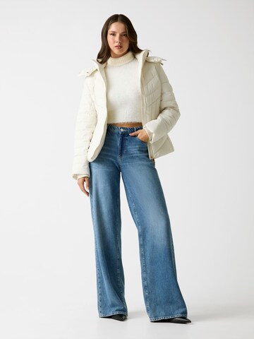 GUESS Winter Jacket in White