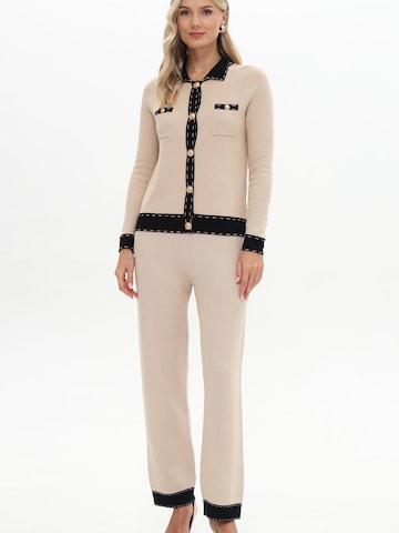 Passioni Strickjacke 'Cardigan mit Kontrastnähten'‌ in Beige