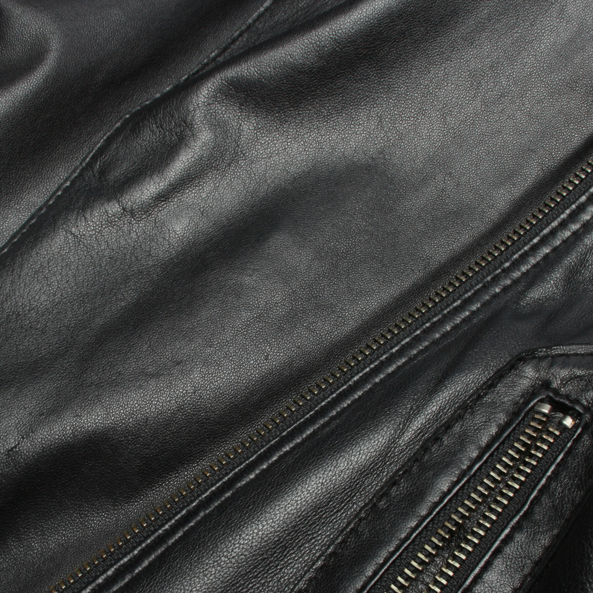 Schyia Jacket & Coat in M in Black