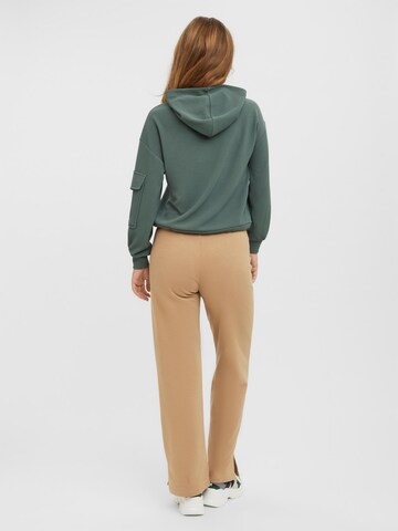 VERO MODA Sweatshirt 'Izadagny' i grön